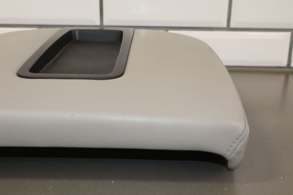 Console Lid, 2013, Chevrolet, Avalanche