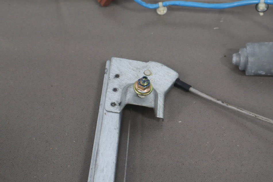 1993-1997 Honda Civic del Sol Back Window Regulator OEM