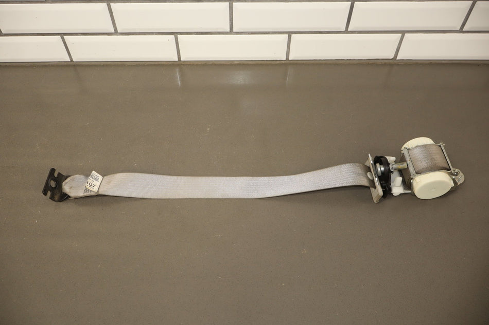 2007 Chevrolet Avalanche Rear Seat Belt OEM