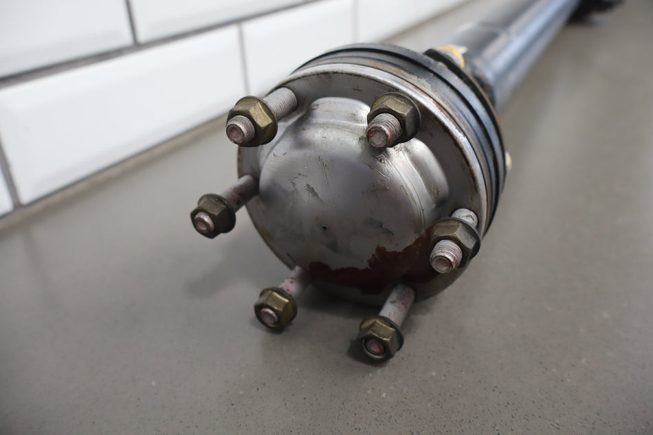2004 Infiniti M45 Sport 4.5LL Rear Drive Shaft