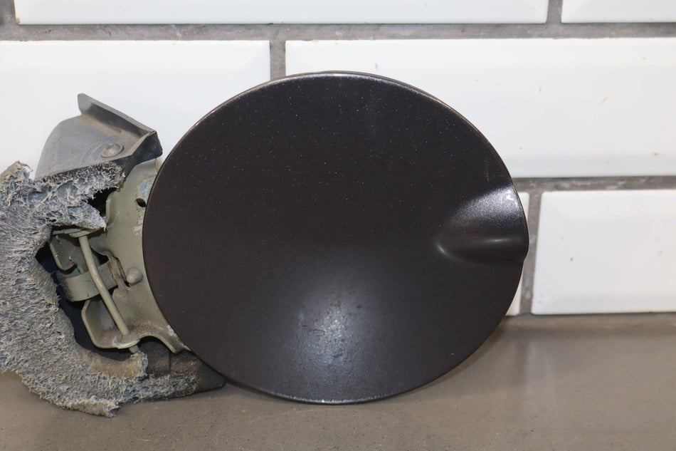 2015 Ram 1500 Fuel Filler Door Granite Crystal pau