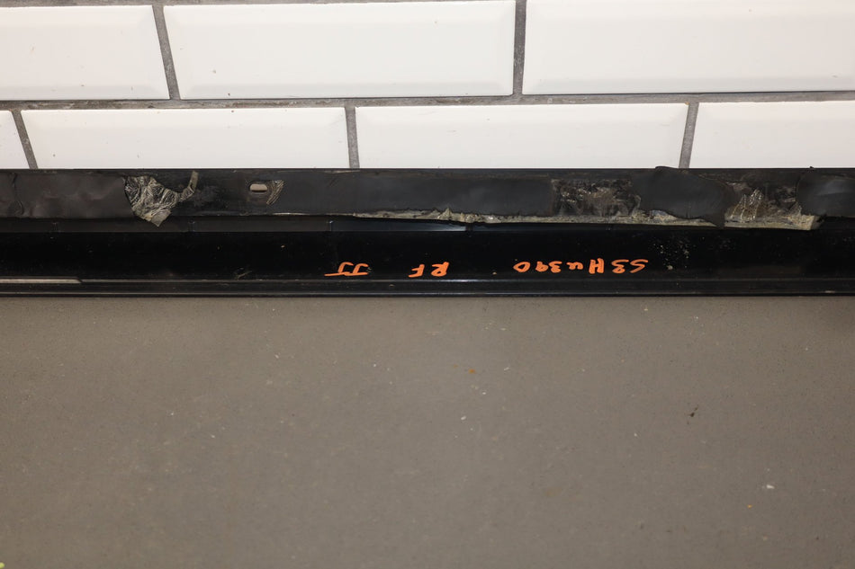 2003-2009 Hummer H2 SUV Passenger Right Front Roof Molding 15241412