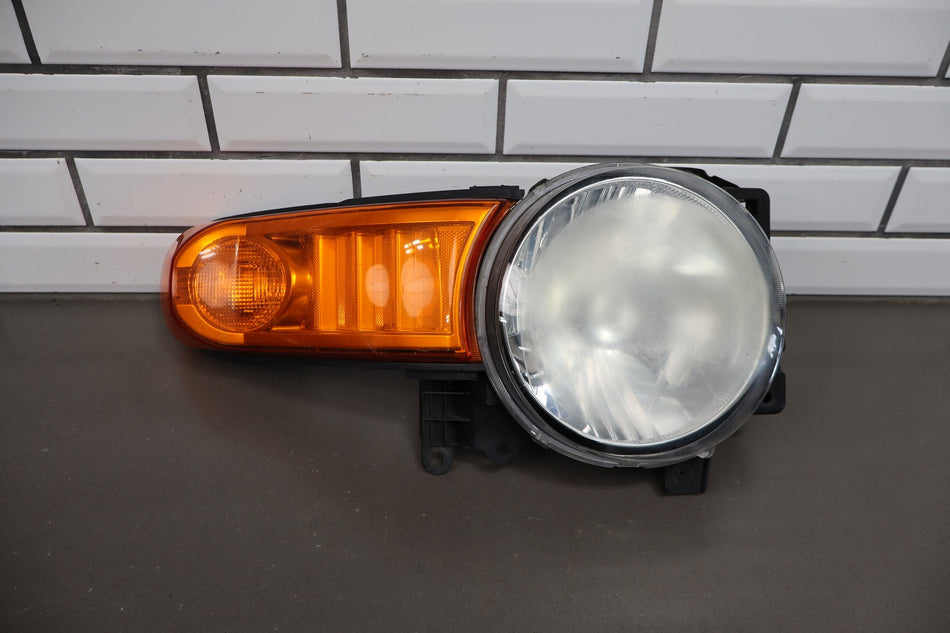 2007-2014 Toyota FJ Cruiser Right Headlamp OEM