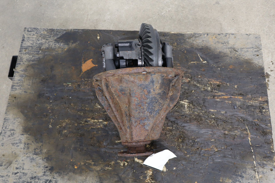 1998-2002 Toyota Land Cruiser Rear Differential Assembly 164968 Miles
