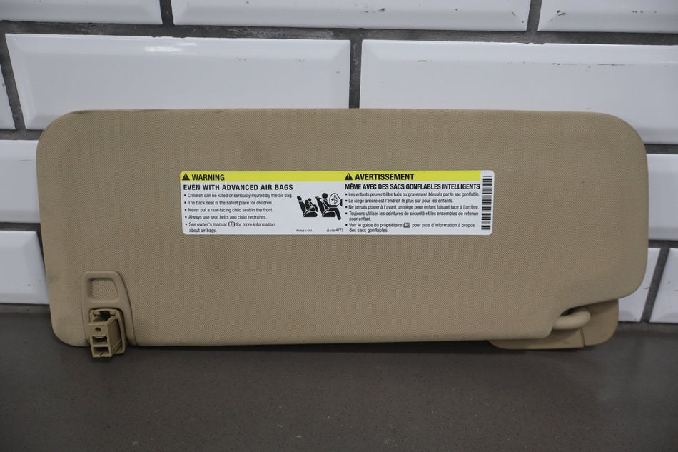 2013 Chevrolet Suburban GMT900- Sun Visor Pair