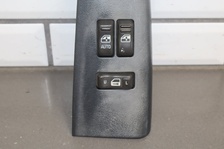 2001 Chevrolet Silverado 1500 Left Front Window Switch OEM
