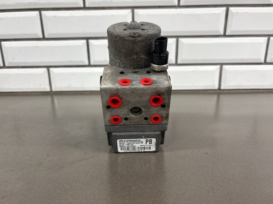 2003-2004 Chevrolet Corvette C5 - ABS Brake Module 10343433