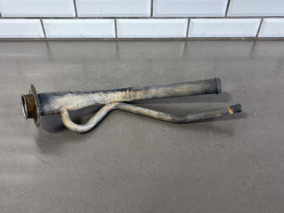 2004 Ford F-250 Super Duty Fuel Filler Neck OEM
