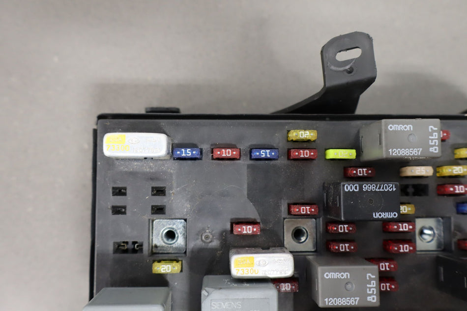 1998 Chevrolet Corvette Cabin Fuse Box 19300118