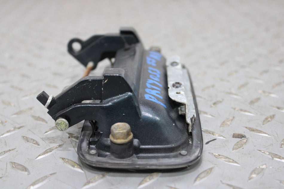 91-97 Toyota Land Cruiser Right Rear Door Handle