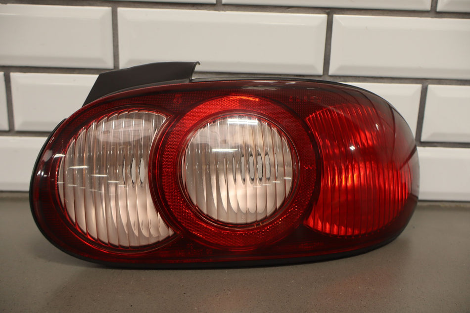 2002 Mazda MX-5 Miata Right Tail Light N06651150