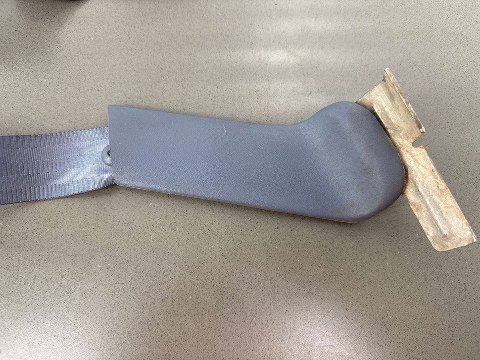 1999 Ford F-350 Super Duty- Rear Seat Belt