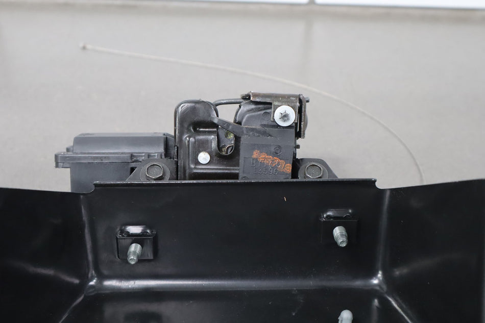 2000 Chevrolet Corvette Tonneau Latch OEM