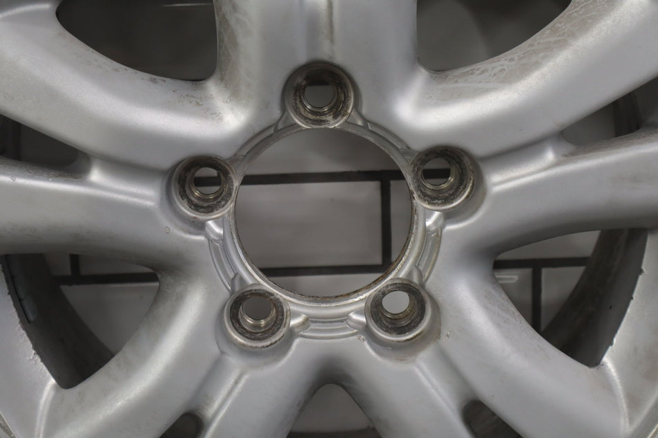 03-07 Lexus LX470 J100 18x8 Alloy Wheel Silver (1)