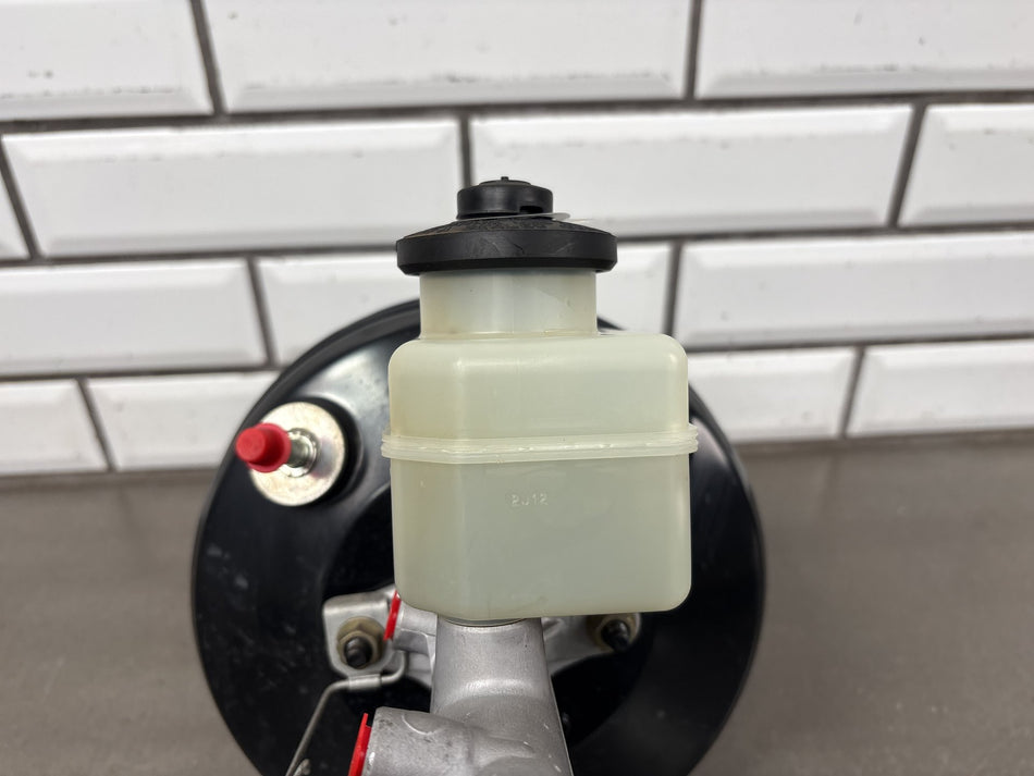 00-05 Toyota MR2 Spyder (ZZW30) Brake Booster Vacuum OEM
