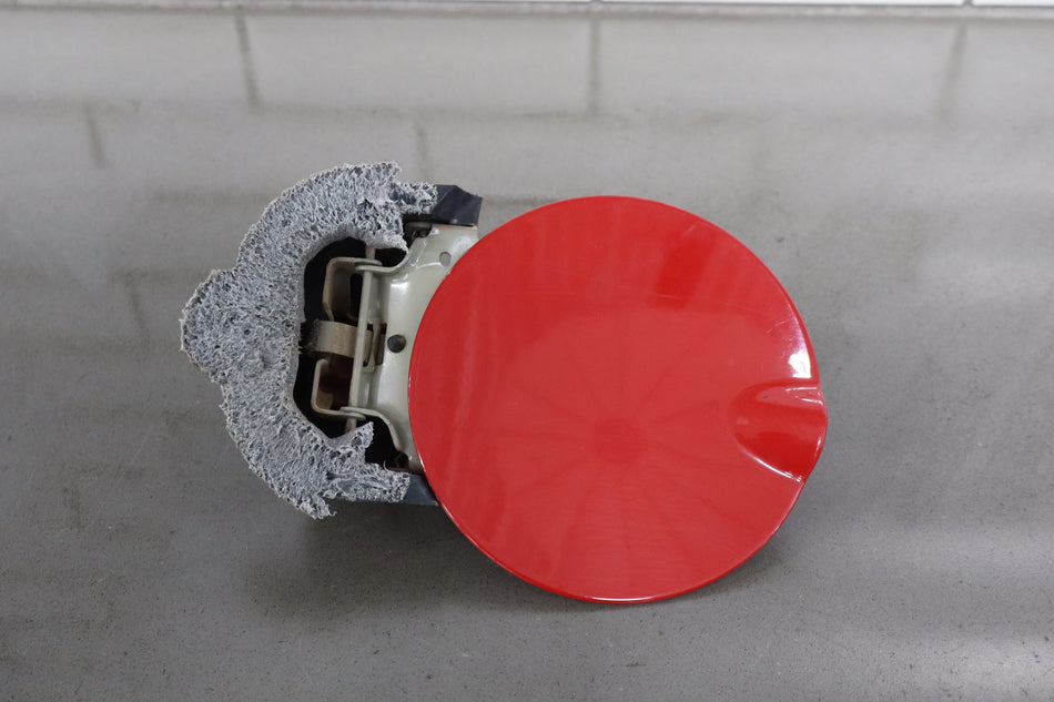 09-18 Ram 1500 Fuel Filler Door Flame Red PR4