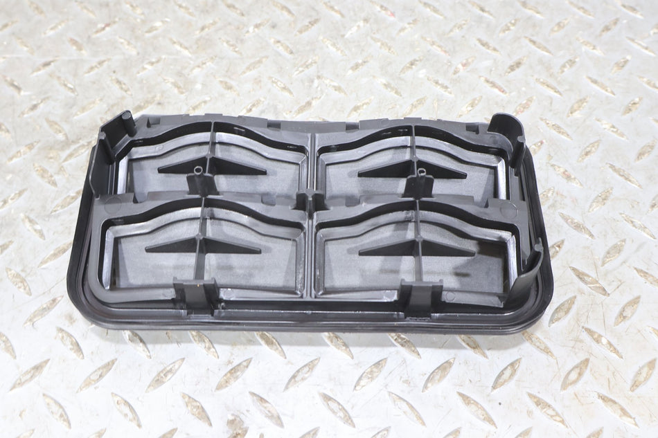 2018 GMC Terrain- LH Quarter Air Pressure Vent Trim