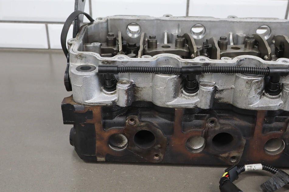2006 Ford 6.0L Powerstroke Diesel V8 RH Right Cylinder Head OEM Complete