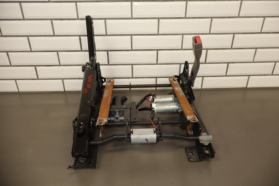 03-07 Chevrolet Silverado 2500HD GMT800 Passenger Power Seat Track Assembly