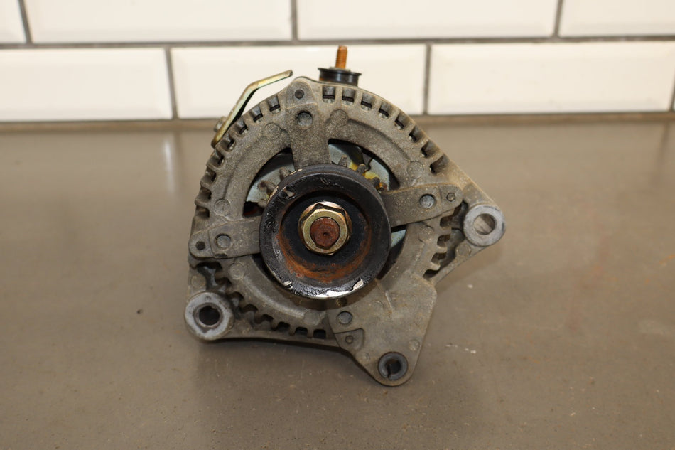 2002 Lexus SC430 Z40 4.3 3UZ-FE Alternator Untested