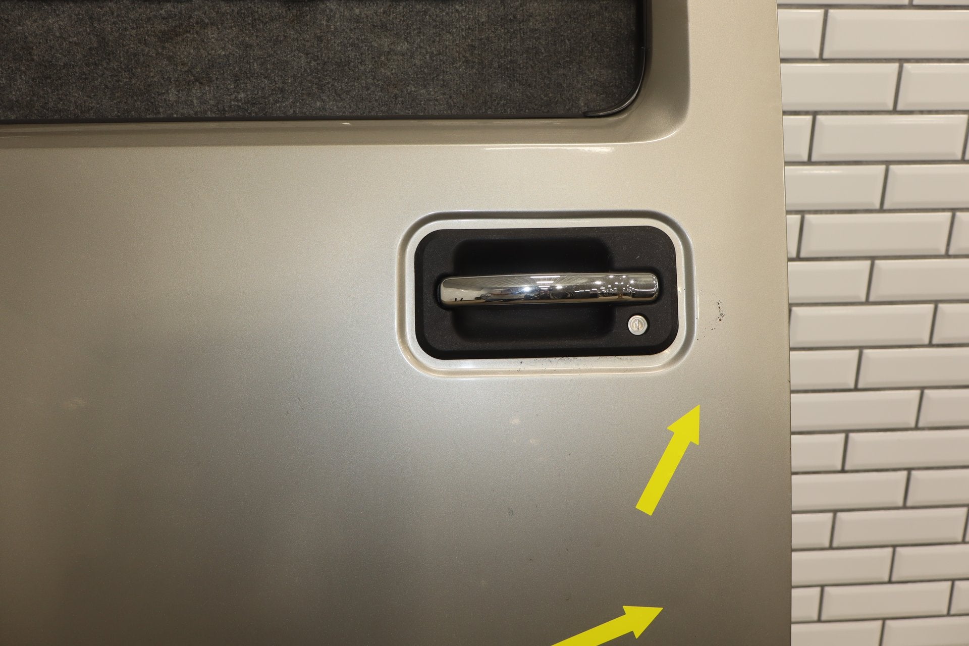 2003-2009 Hummer H2 Left Front Door Pewter 11 – J & J Auto Wrecking