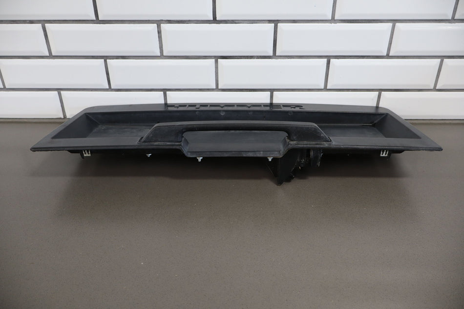 2006 Hummer H2- Tail Finish Panel