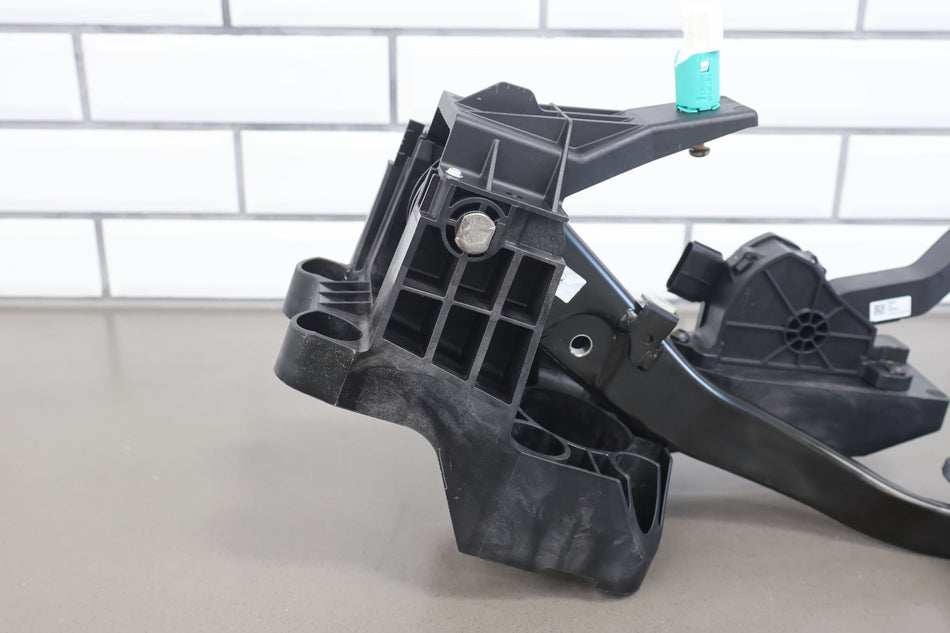 2023 Fisker Ocean- Pedal Assembly