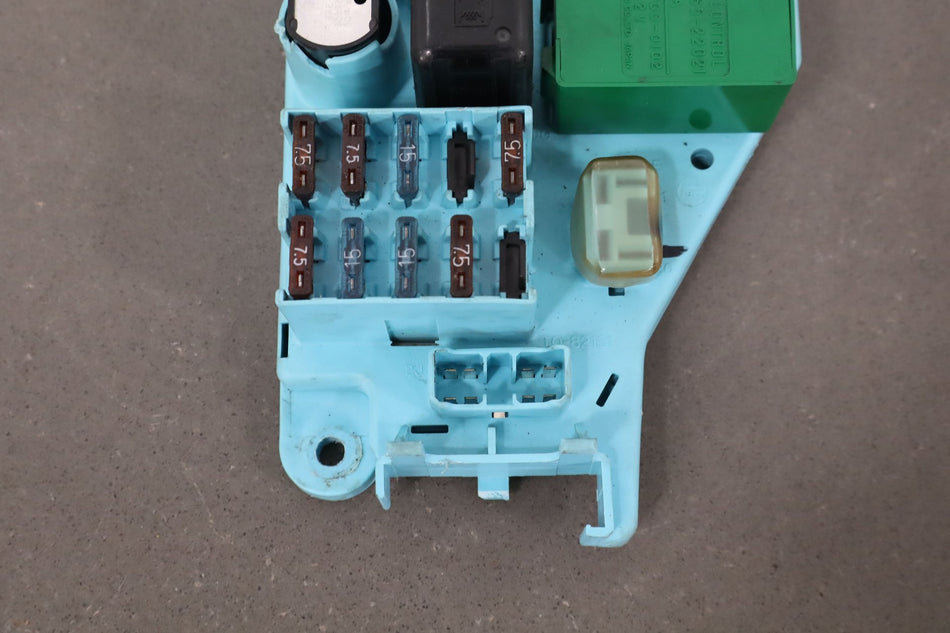 1985 Toyota Celica Cabin Fuse Box