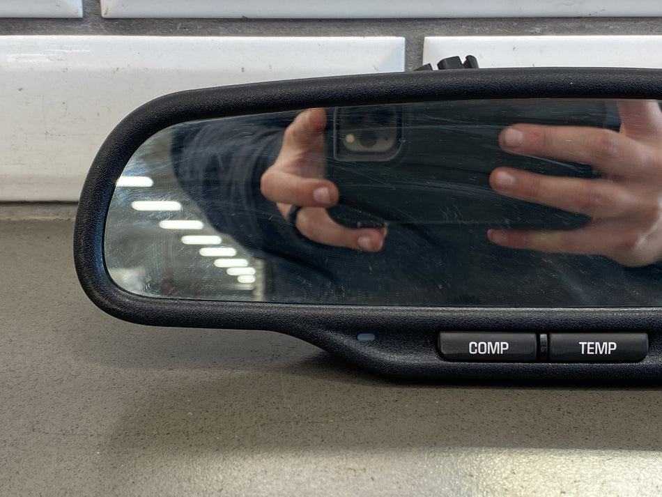 2003-2006 Chevrolet Silverado 2500 Rear View Mirror
