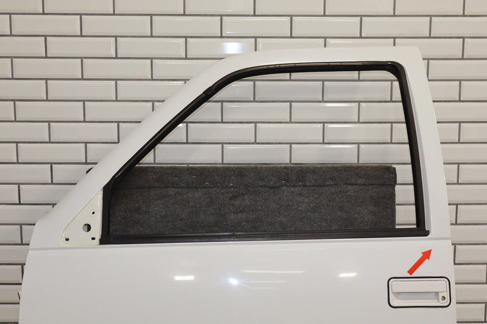 1999 Cadillac Escalade GMT400- Left Front Door