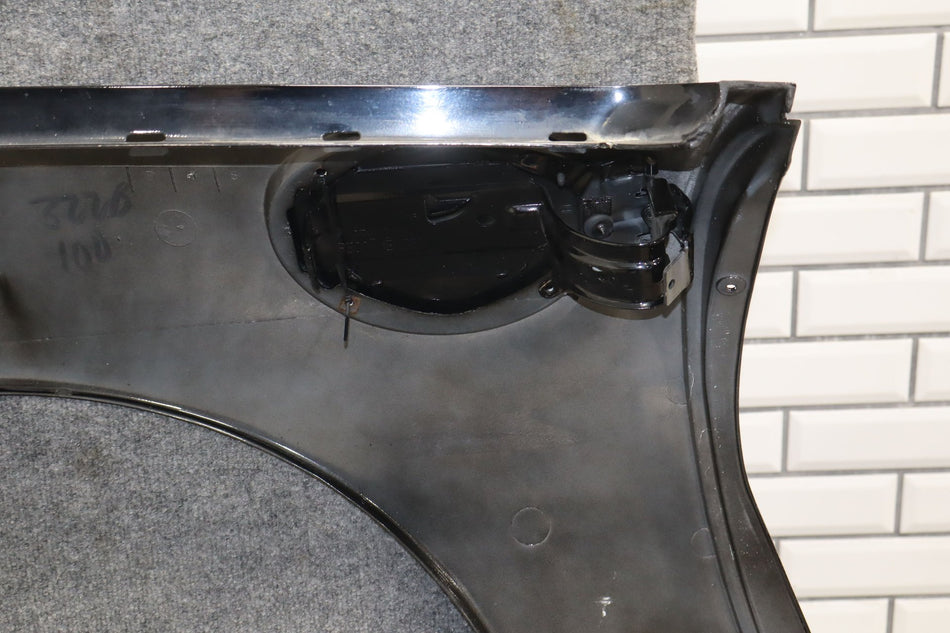 1998-2004 Chevrolet Corvette 50th Anniversary Edition Pace Car Left Quarter Panel