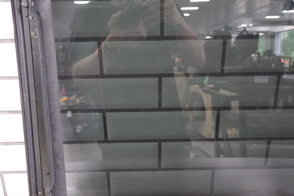 2003-2009 Hummer H2- Sunroof Glass Window 15781625