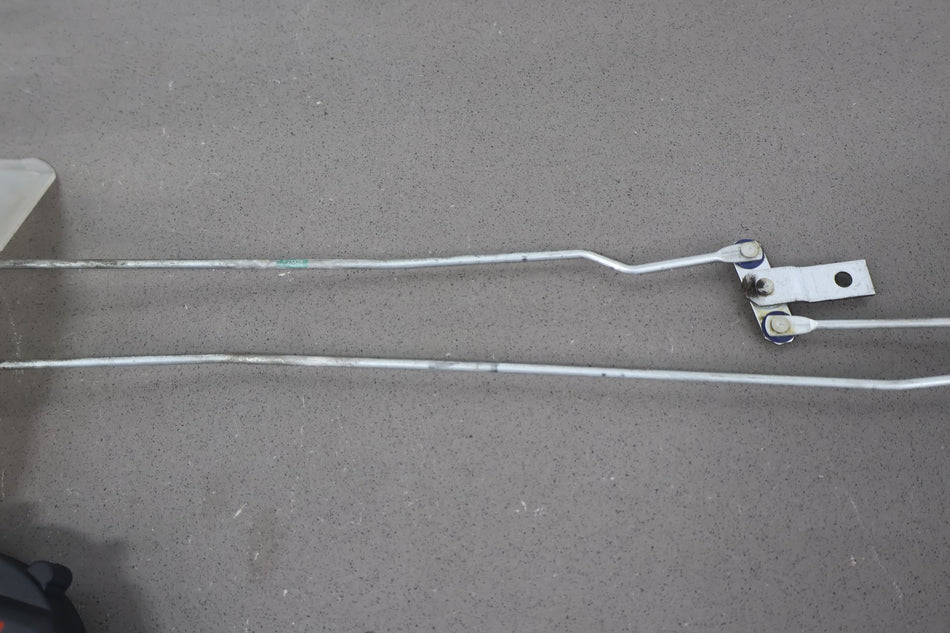 1996 Lexus LX450- Right Rear Door Latch