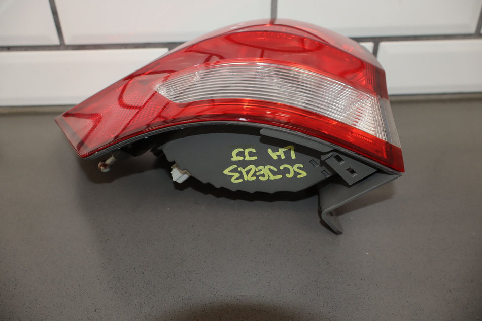 2012 Jeep Grand Cherokee- Left Tail Light