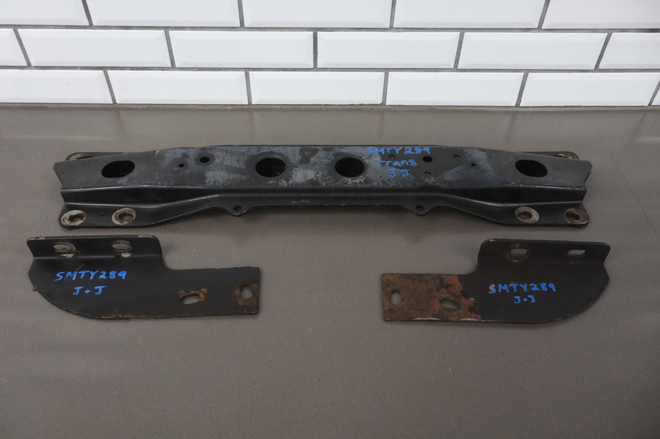 1991-1997 Toyota Land Cruiser Transmission Crossmember