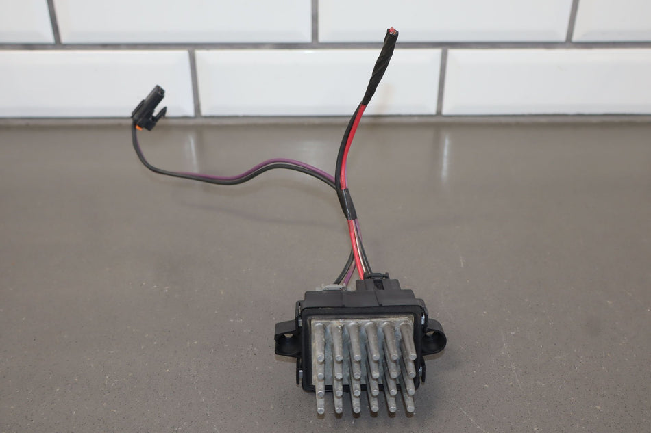 2009 Hummer H2- Blower Motor Resistor
