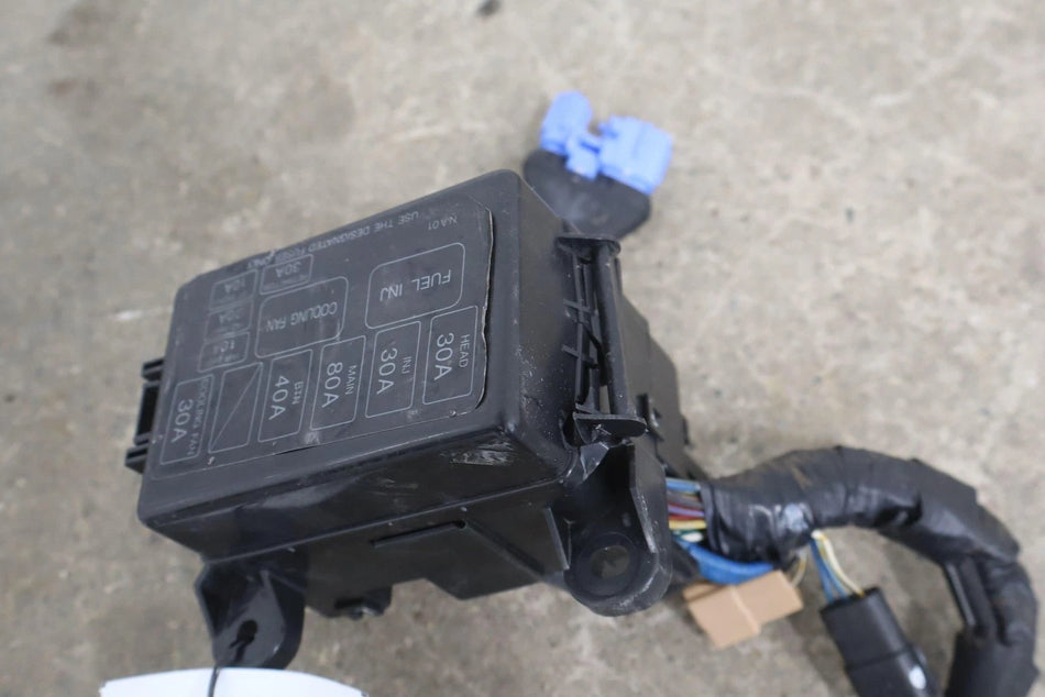 1991 Mazda MX-5 Miata L Engine Fuse Box