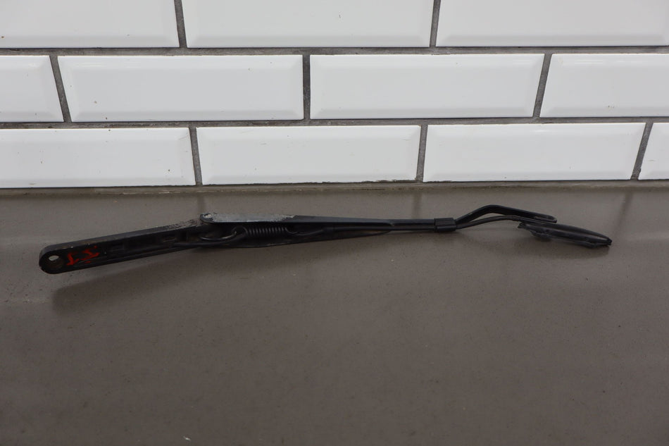 2004 Chevrolet SSR- Wiper Arm