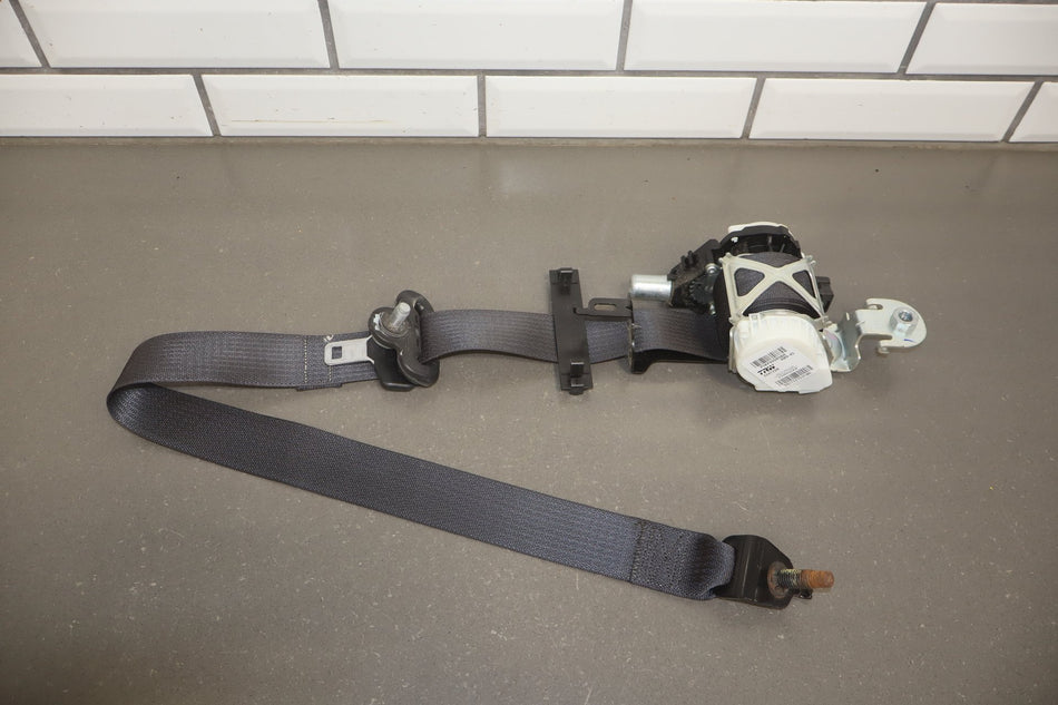 2017 Ram 2500 Power Wagon Left Front Seat Belt Diesel Gray X8