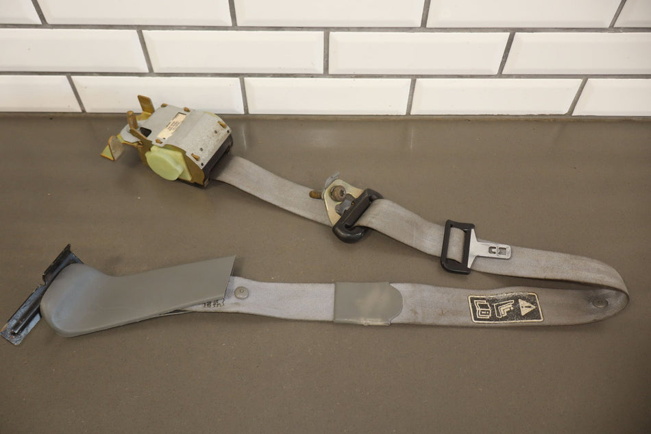2004 Ford F-250 Super Duty- Rear Seat Belt