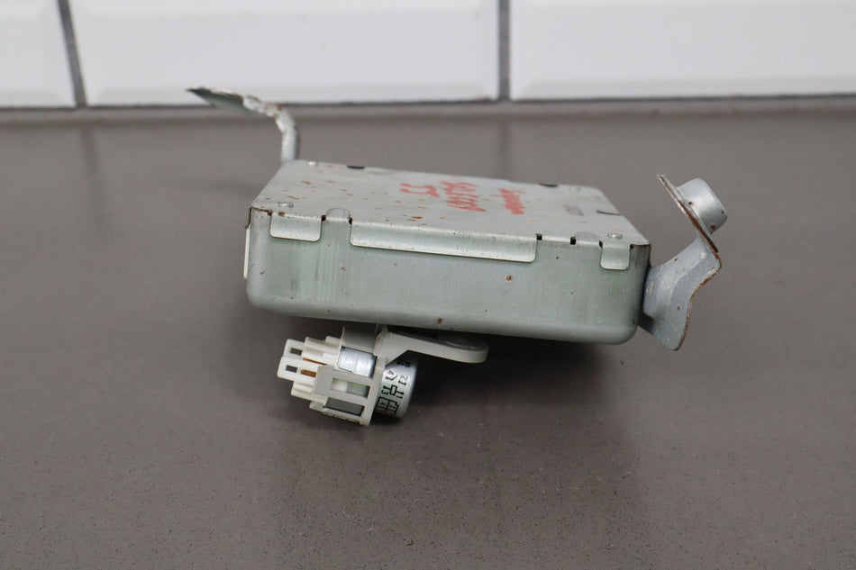 1999 Lexus LX470- Chassis Control Module
