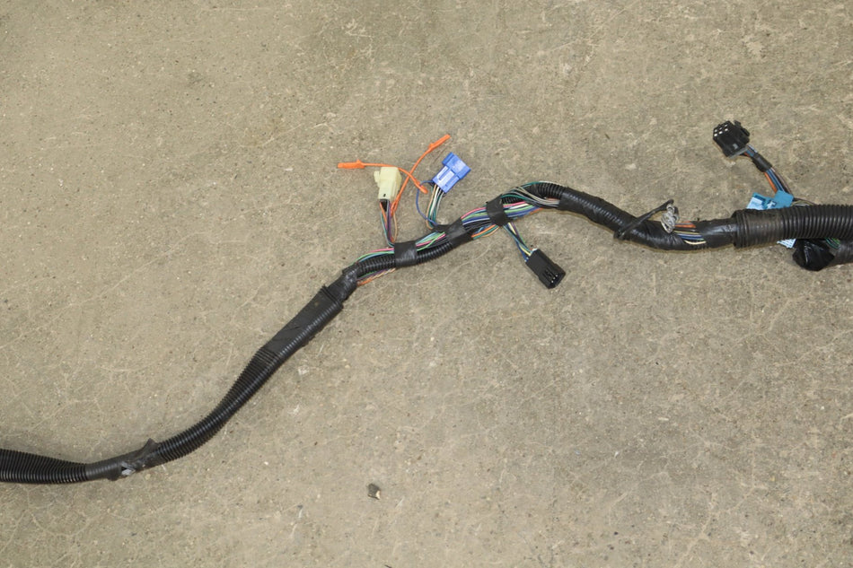 1998-2002 Pontiac Firebird - Cabin Fuse Box W/ Dash Harness