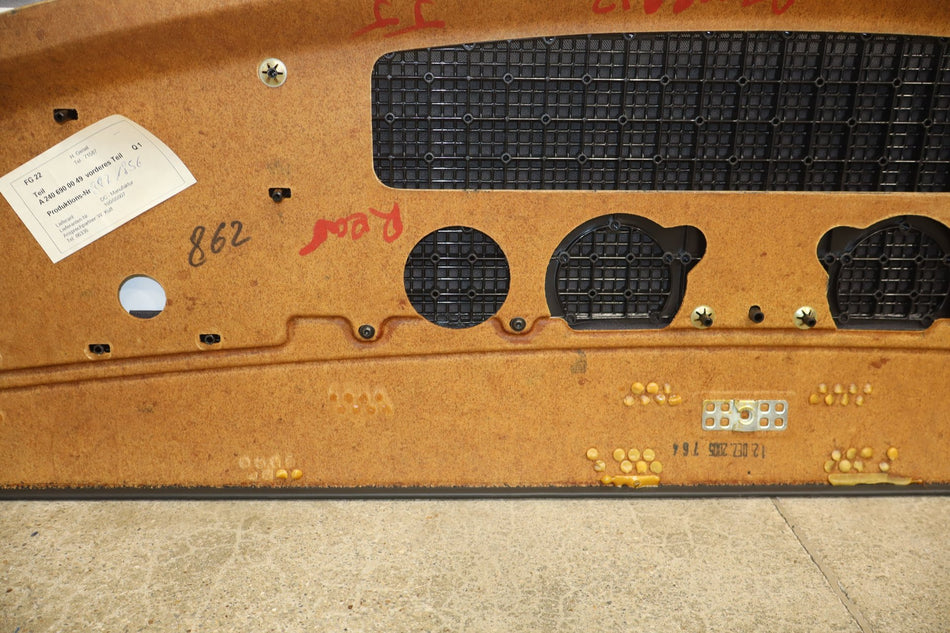 Parcel Shelf, 2007, Maybach, 57
