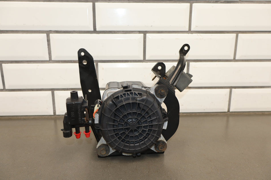 1993-1999 Chevrolet Corvette Air Pump 24505066 OEM
