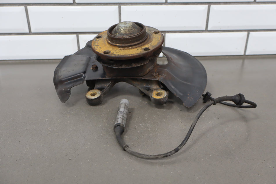 1998 BMW Z3 1.9i Left Front Spindle 31211092079