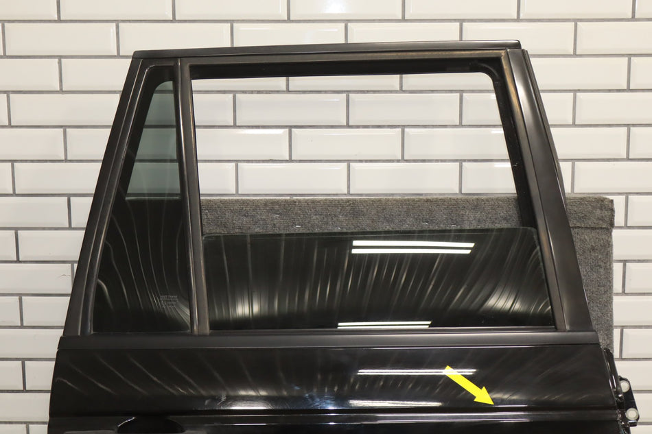 1994-2002 Land Rover Range Rover Right Rear Door Beluga Black ( )