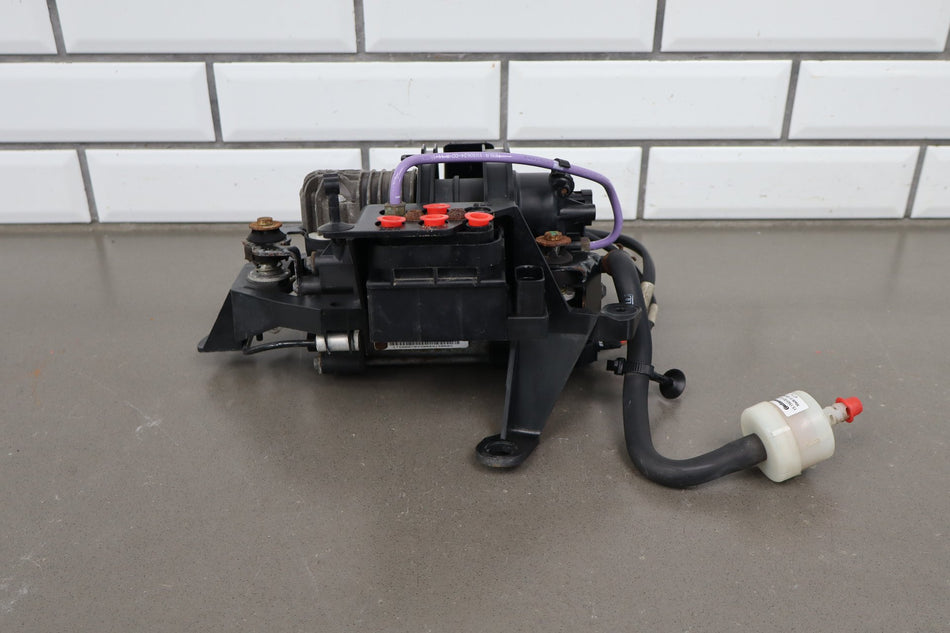 2012-2015 Tesla Model S MS Air Suspension Compressor Pump Unit w/ Bracket Assy