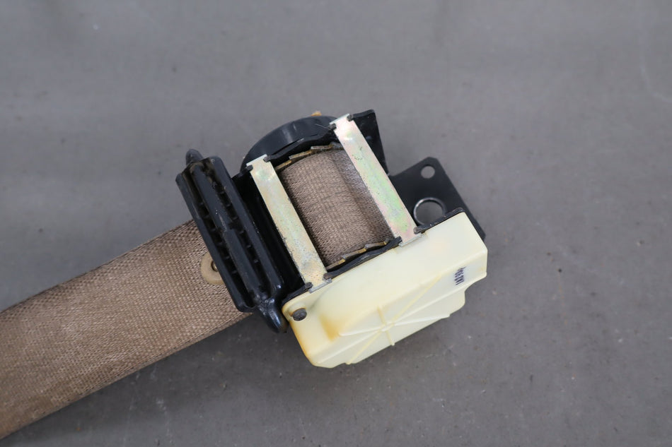 2000-2002 Chevrolet Corvette C5 Left Driver Seat Belt | Black