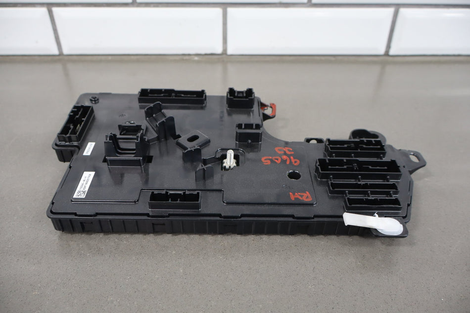 2019 Tesla Model 3 Chassis Computer 1100340-90-h OEM