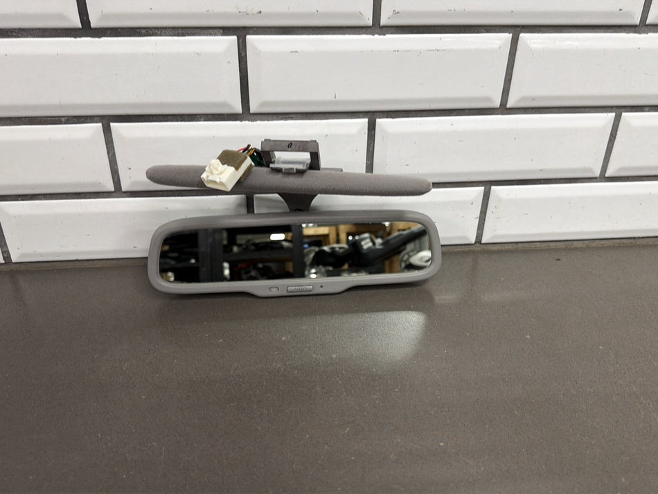 2004 Lexus LS430 F30- Rear View Mirror